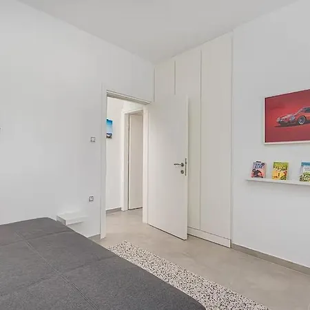 Offers An Unparalleled Blend Of Privacy And Comfort ! Gasthof