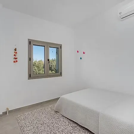 Offers An Unparalleled Blend Of Privacy And Comfort !