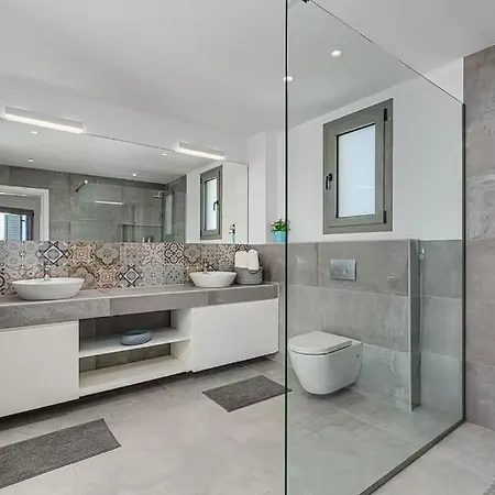 Offers An Unparalleled Blend Of Privacy And Comfort !