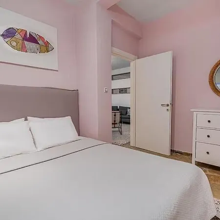 Offers An Unparalleled Blend Of Privacy And Comfort ! * Pefkochori